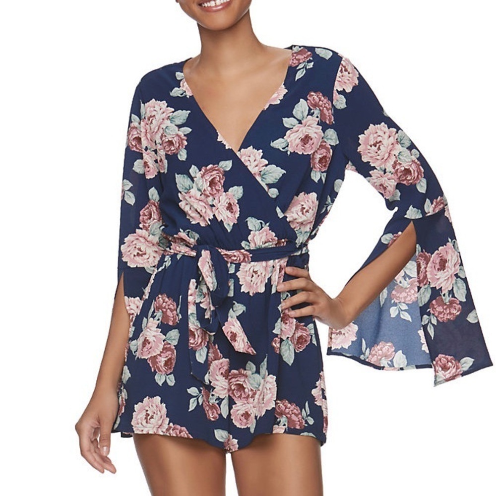 LILY ROSE Blue Floral Wrap Front Romper Medium